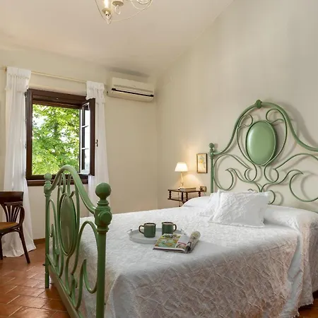 Villa Loredana 12, Emma Montaione
