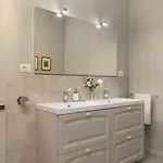 Villa Loredana 12, Emma