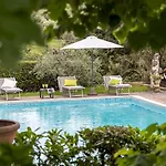 Villa Loredana 12, Emma *